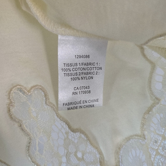 House Of Harlow 1960 Elegant Butter Ivory Cream Lace Trim Top Size L - Picture 5 of 5